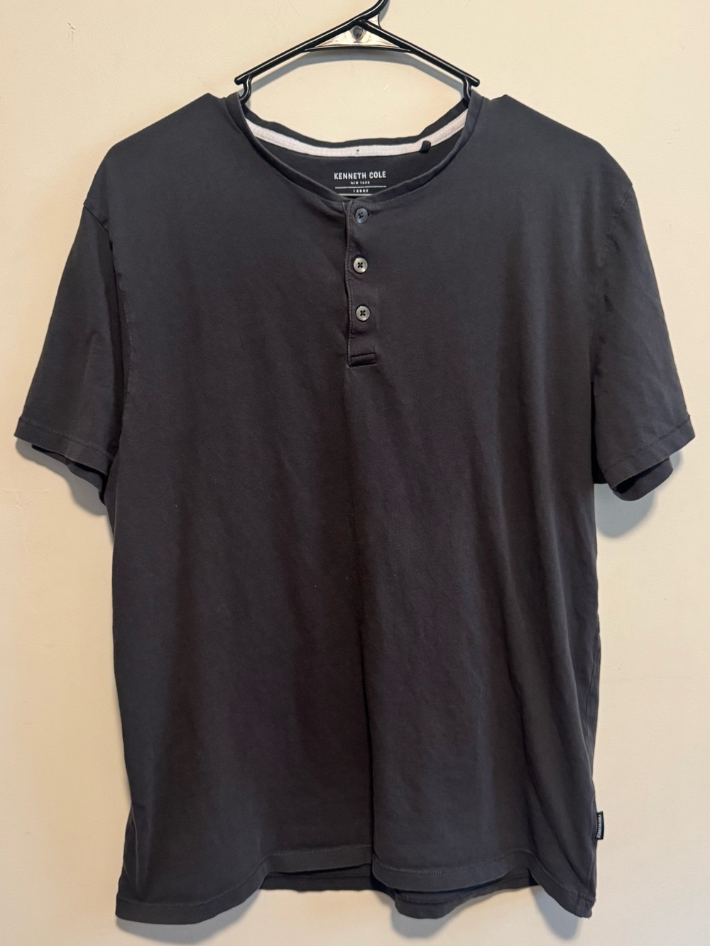 Kenneth Cole Dark Gray Short-Sleeve Henley Tee